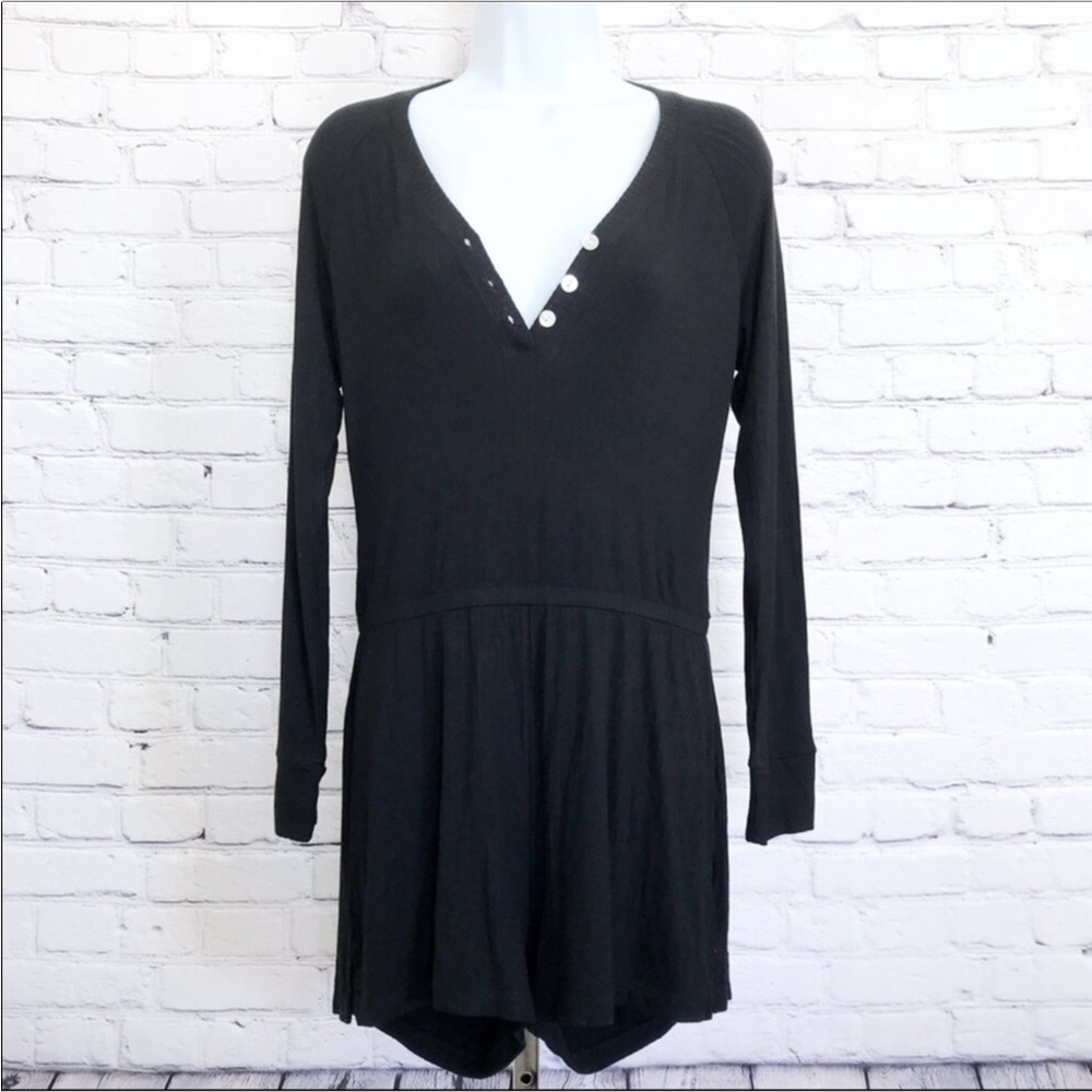 New Saks Fifth Avenue Black Romper Long Sleeve Size Medium